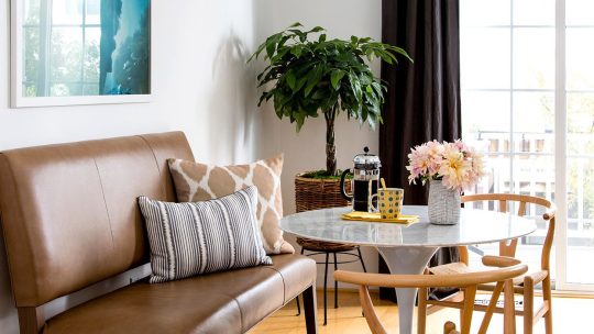 Brass und Schwarz: Die perfekte Kombination für stilvolle Deckenbeleuchtung