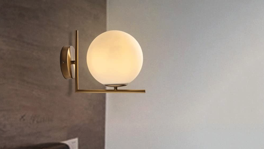 Moderne nordische Glaswandleuchte für Schlafzimmer-Nachttisch